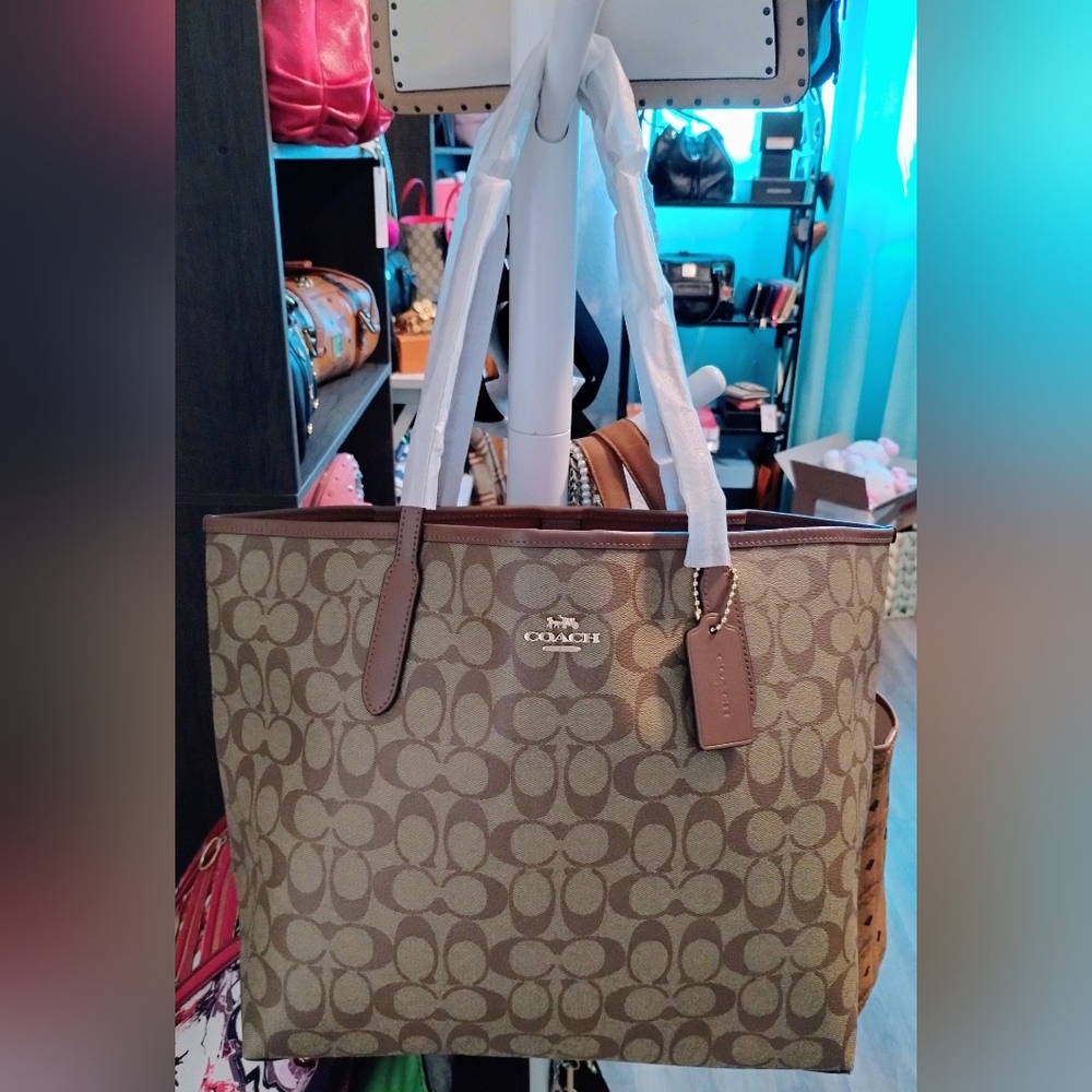 Coach Signature City Tote Bag With Coach Wallet & Coach Coin Pouch 3 Pieces - Picture 6 of 15